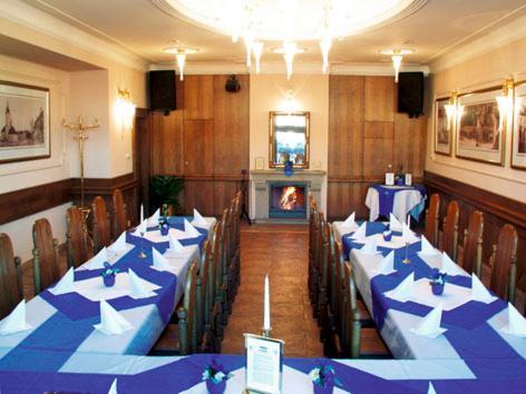 Hotel Restaurant Modra Hvezda Dobřany Exteriör bild